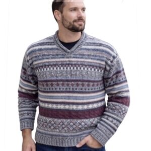 Vintage 90s Wool Blend Fair Isle Inspired V-Neck Sweater Nordic Cabin Knit L